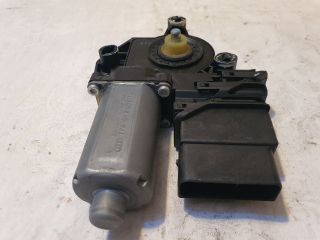 bontott VW GOLF PLUS Jobb hátsó Ablakemelő Motor