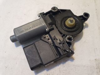 bontott VW GOLF PLUS Jobb hátsó Ablakemelő Motor