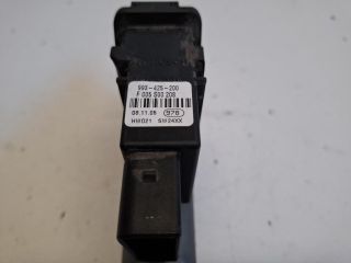 bontott VW GOLF PLUS Jobb hátsó Ablakemelő Motor