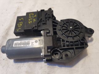 bontott VW GOLF PLUS Jobb hátsó Ablakemelő Motor