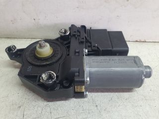 bontott VW GOLF PLUS Jobb hátsó Ablakemelő Motor