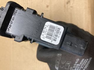 bontott VW GOLF PLUS Jobb hátsó Ablakemelő Motor