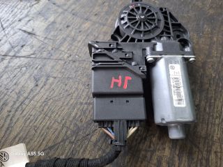 bontott VW GOLF PLUS Jobb hátsó Ablakemelő Motor