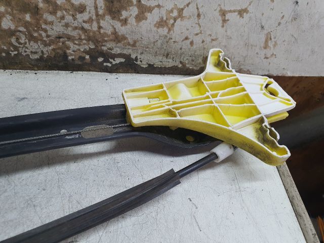 bontott VW GOLF PLUS Jobb hátsó Ablakemelő Szerkezet (Elektromos)