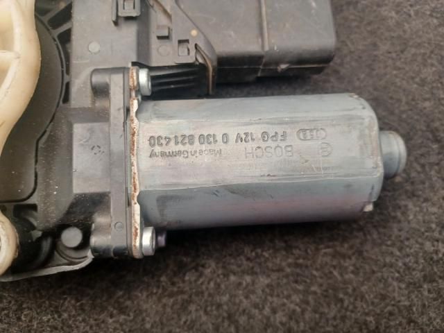 bontott VW GOLF PLUS Jobb hátsó Ablakemelő Szerkezet (Elektromos)