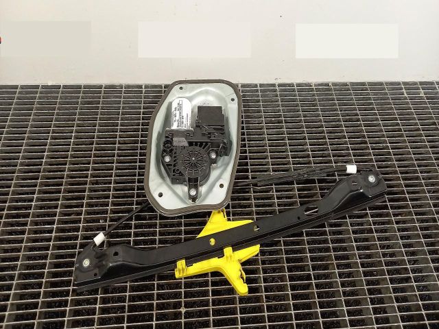 bontott VW GOLF PLUS Jobb hátsó Ablakemelő Szerkezet (Elektromos)