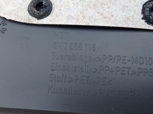 bontott VW GOLF PLUS Jobb hátsó Ajtó Kárpit