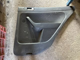 bontott VW GOLF PLUS Jobb hátsó Ajtó Kárpit