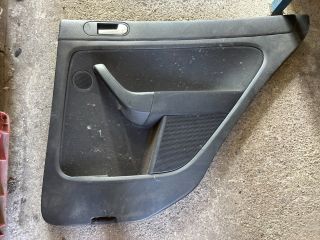 bontott VW GOLF PLUS Jobb hátsó Ajtó Kárpit