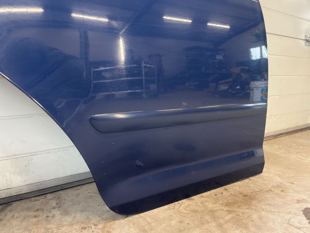 bontott VW GOLF PLUS Jobb hátsó Ajtó (Részeivel)