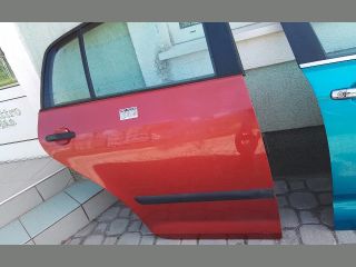 bontott VW GOLF PLUS Jobb hátsó Ajtó (Részeivel)