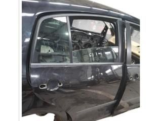 bontott VW GOLF PLUS Jobb hátsó Ajtó (Üres lemez)