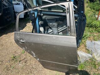 bontott VW GOLF PLUS Jobb hátsó Ajtó (Üres lemez)