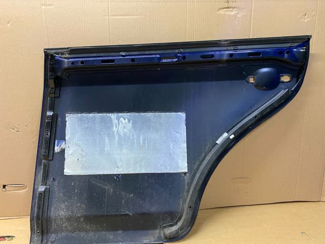 bontott VW GOLF PLUS Jobb hátsó Ajtó (Üres lemez)