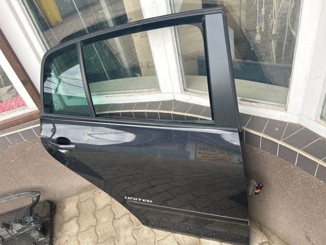 bontott VW GOLF PLUS Jobb hátsó Ajtó (Üres lemez)