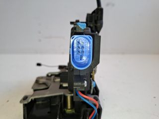 bontott VW GOLF PLUS Jobb hátsó Ajtózár