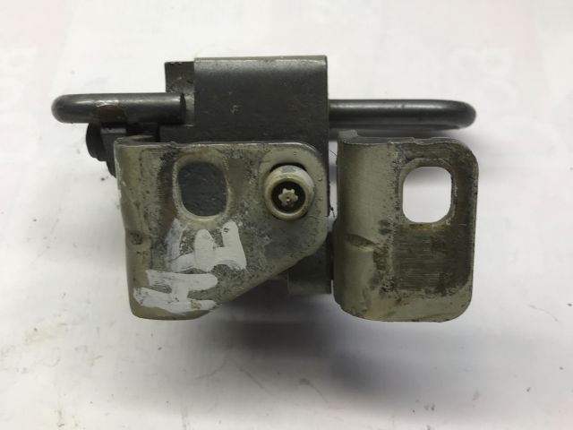 bontott VW GOLF PLUS Jobb hátsó Alsó Zsanér