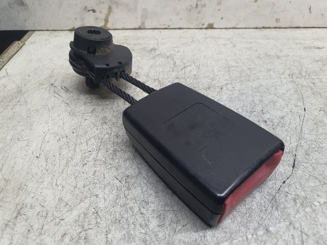 bontott VW GOLF PLUS Jobb hátsó Biztonsági Öv Csat