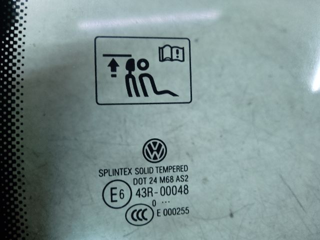 bontott VW GOLF PLUS Jobb hátsó Fixüveg (Ajtóban)