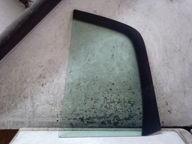 bontott VW GOLF PLUS Jobb hátsó Fixüveg (Ajtóban)