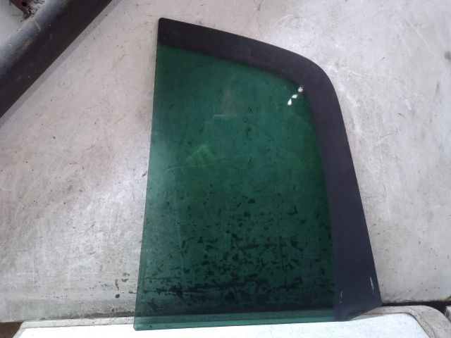 bontott VW GOLF PLUS Jobb hátsó Fixüveg (Ajtóban)