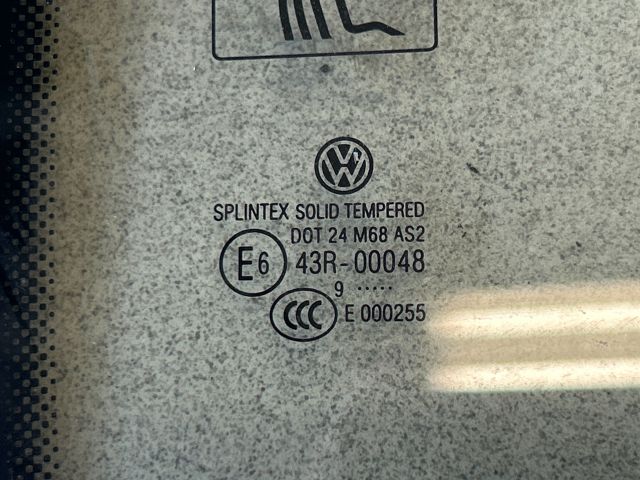 bontott VW GOLF PLUS Jobb hátsó Fixüveg (Ajtóban)