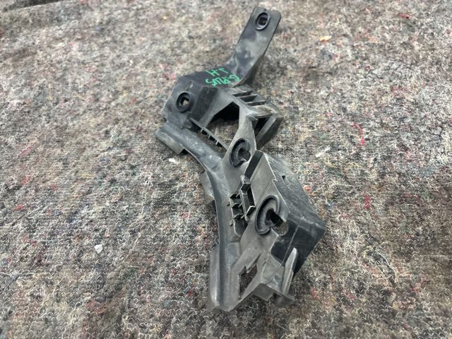 bontott VW GOLF PLUS Jobb hátsó Oldal Lökhárító Tartó (Műanyag)