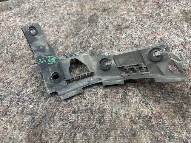 bontott VW GOLF PLUS Jobb hátsó Oldal Lökhárító Tartó (Műanyag)