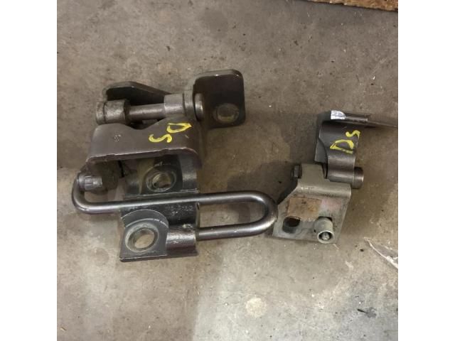 bontott VW GOLF PLUS Jobb hátsó Zsanér