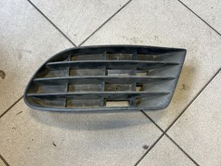 bontott VW GOLF PLUS Jobb Ködlámpa Rács