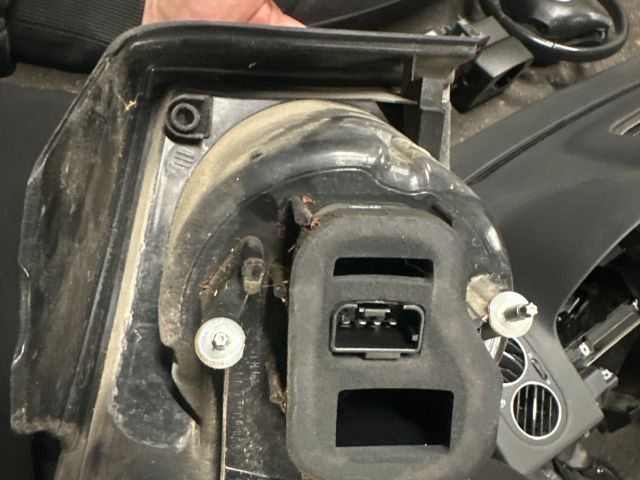 bontott VW GOLF PLUS Jobb Külső Hátsó Lámpa