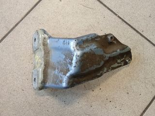 bontott VW GOLF PLUS Jobb Sárvédő Oldaltartó