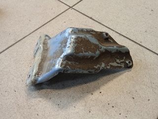 bontott VW GOLF PLUS Jobb Sárvédő Oldaltartó