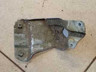 bontott VW GOLF PLUS Jobb Sárvédő Oldaltartó