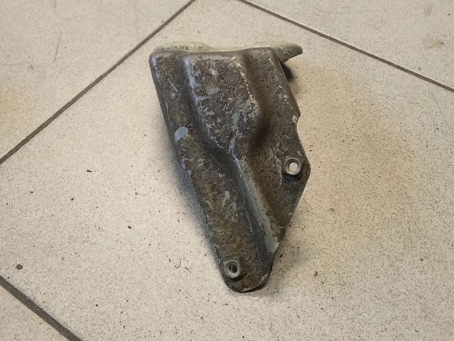 bontott VW GOLF PLUS Jobb Sárvédő Oldaltartó