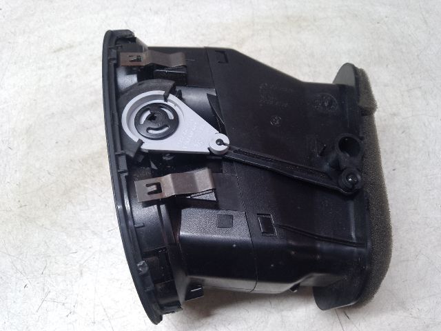 bontott VW GOLF PLUS Jobb Szellőző