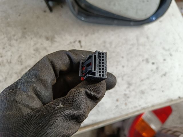 bontott VW GOLF PLUS Jobb Visszapillantó Tükör (Elektromos)