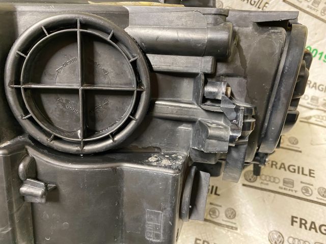 bontott VW GOLF PLUS Jobb Xenon Fényszóró