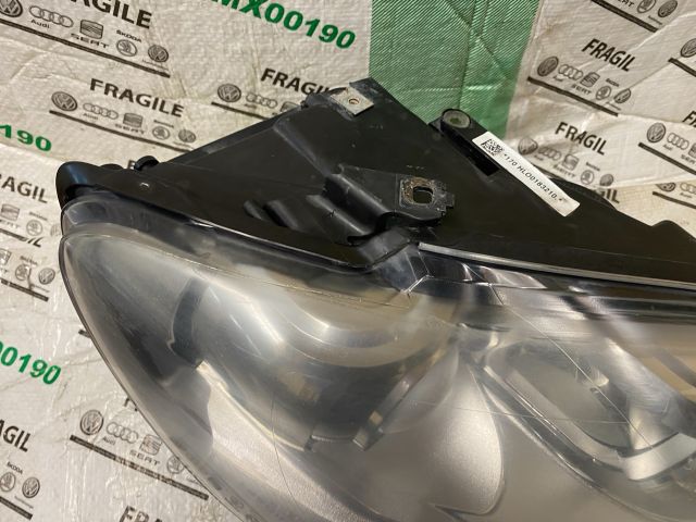 bontott VW GOLF PLUS Jobb Xenon Fényszóró