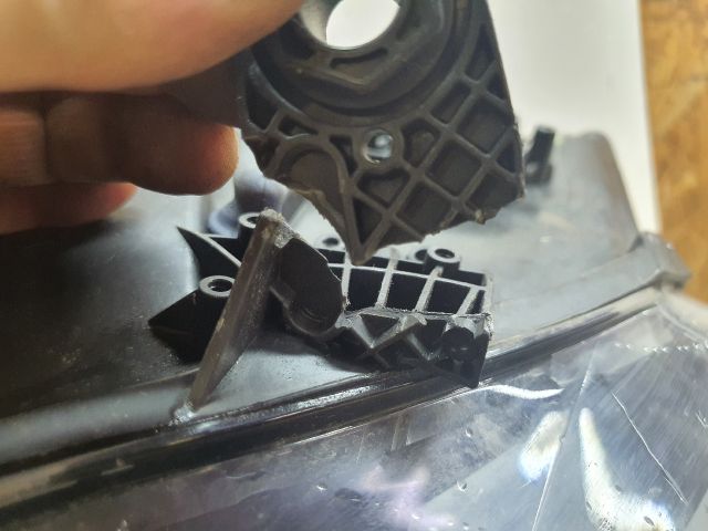 bontott VW GOLF PLUS Jobb Xenon Fényszóró