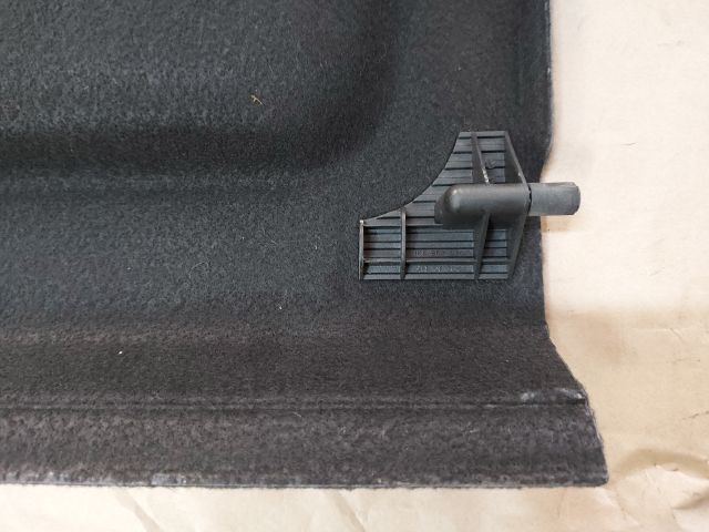 bontott VW GOLF PLUS Kalaptartó