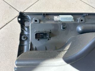 bontott VW GOLF PLUS Kesztyűtartó