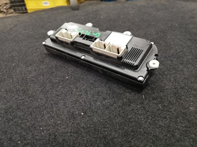 bontott VW GOLF PLUS Klíma Kapcsoló