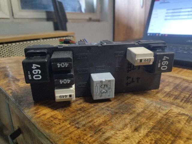 bontott VW GOLF PLUS Komfort Elektronika