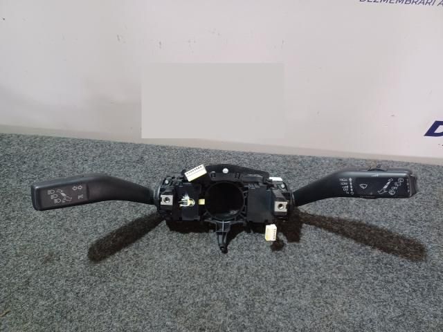 bontott VW GOLF PLUS Komplett Kormánykapcsoló (Bajuszkapcsoló)