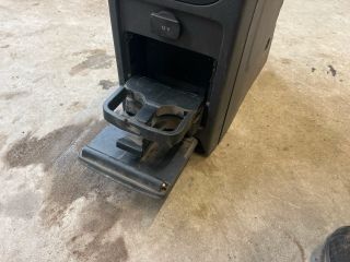 bontott VW GOLF PLUS Könyöklő