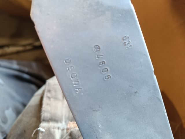 bontott VW GOLF PLUS Könyöklő