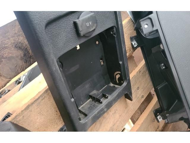 bontott VW GOLF PLUS Könyöklő