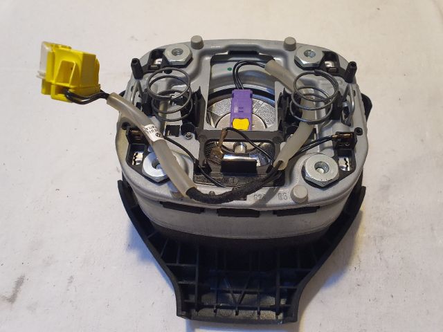 bontott VW GOLF PLUS Kormánylégzsák