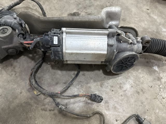 bontott VW GOLF PLUS Kormánymű Szervós